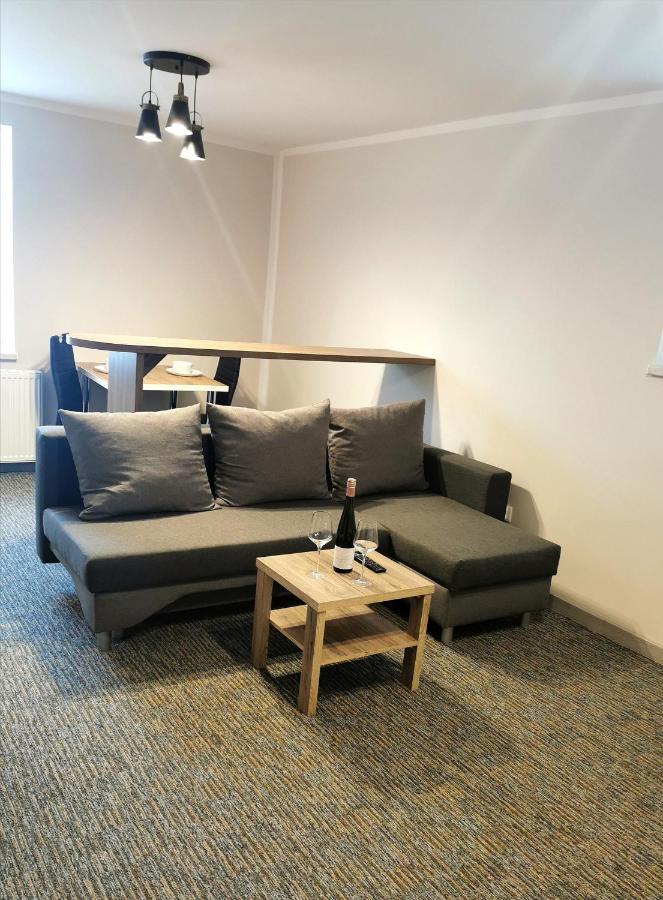 Loft Aparthotel Злоценец Экстерьер фото