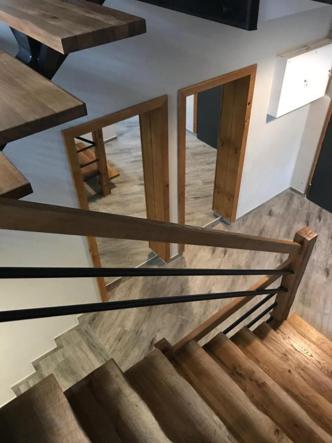 Loft Aparthotel Злоценец Экстерьер фото